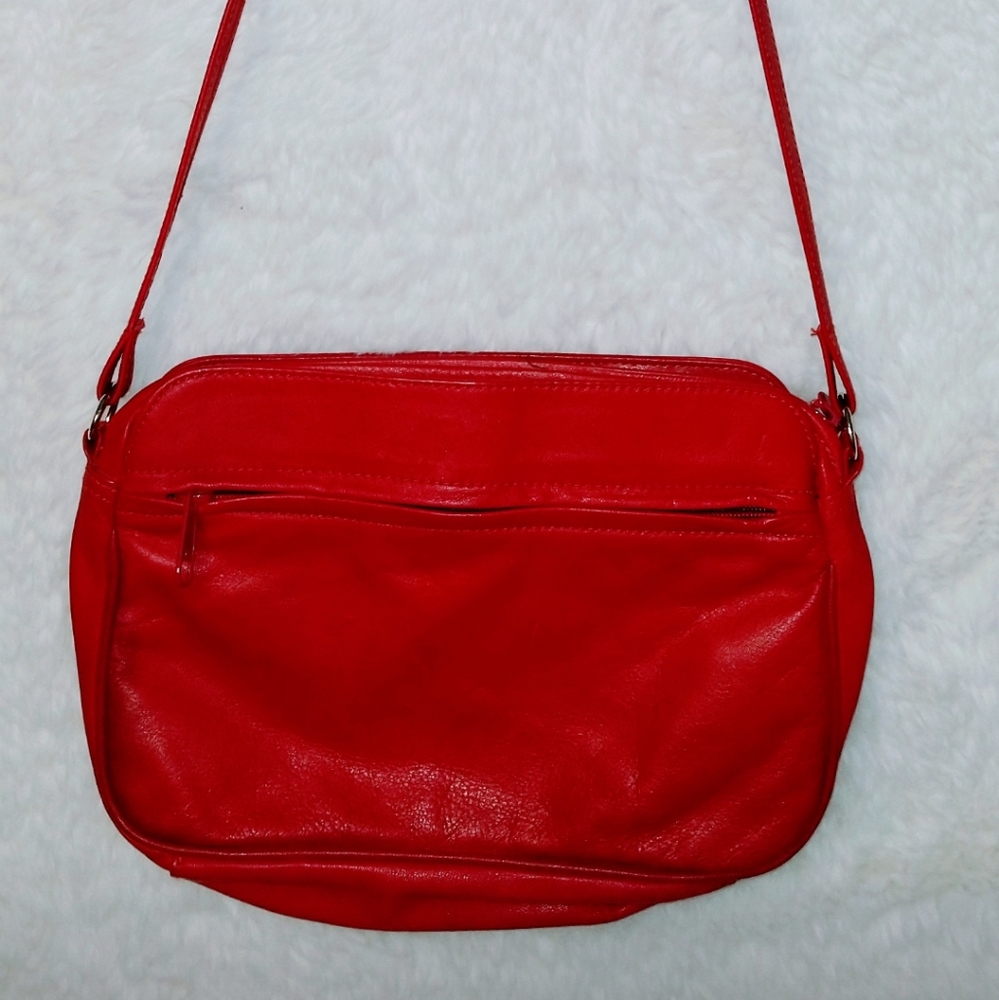 Samantha Scott Red Small Leather Crossbody Shoulder Purse Pocketbook
